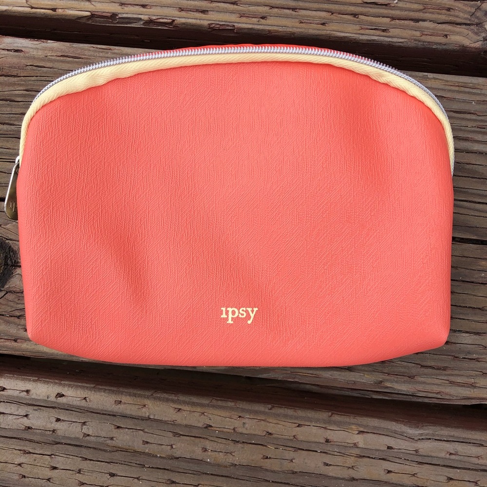 Ipsy bag - Picture 2 of 3